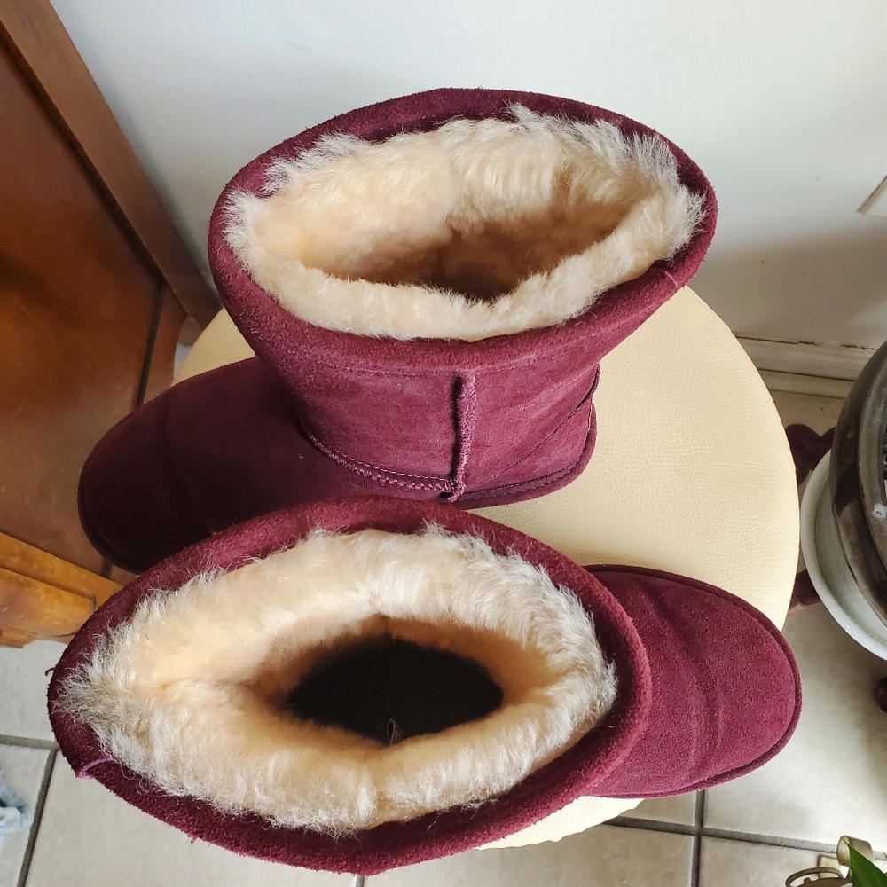 BEARPAW women  boots sz 8. - Picture 7 of 7
